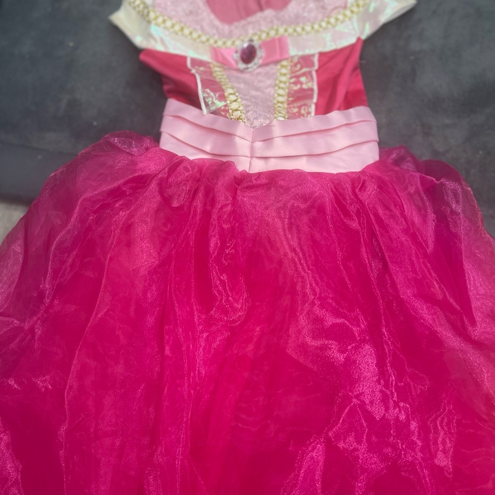 3 princess costumes around size 2t